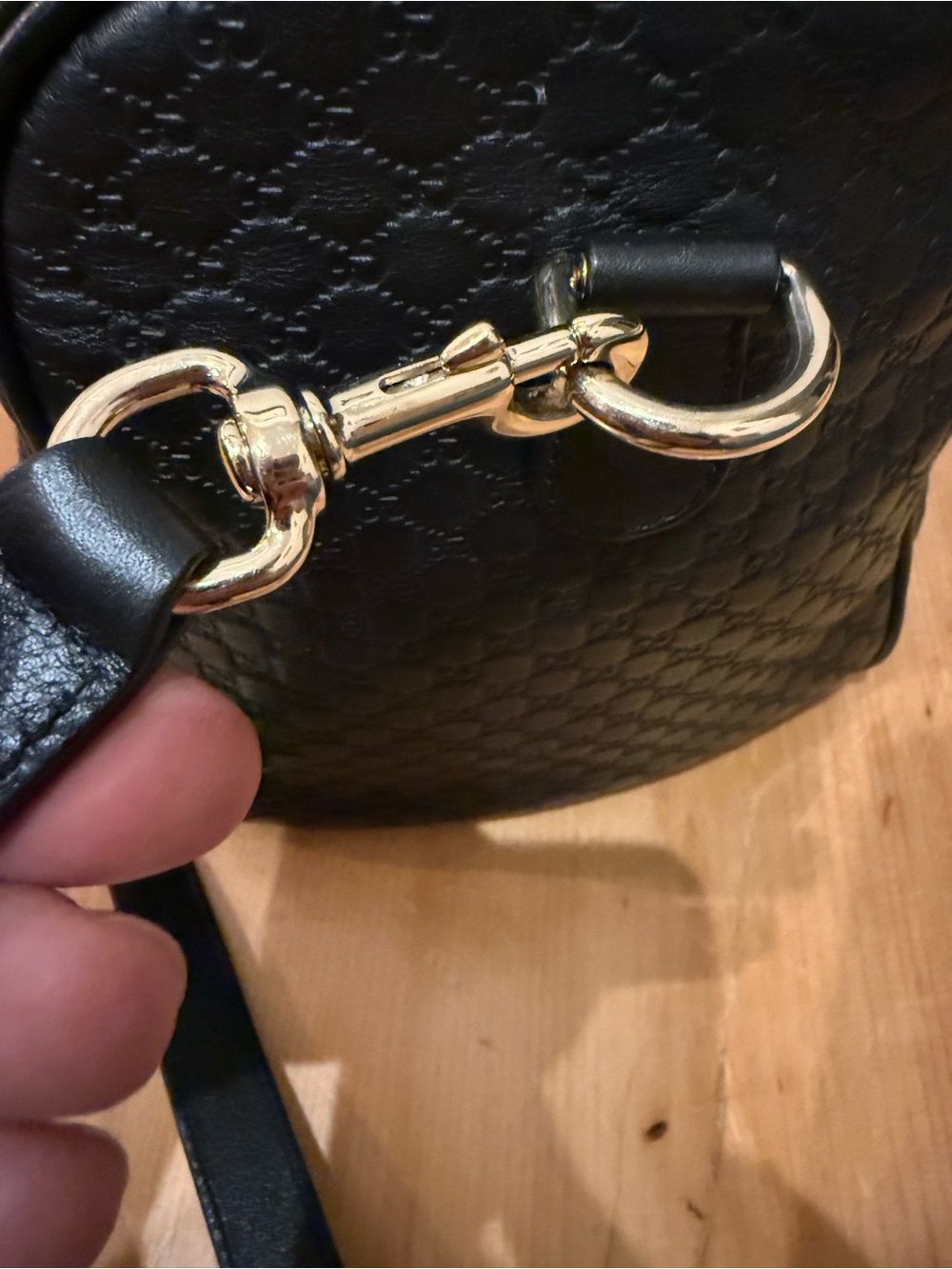 Gucci Microguccissima Boston bag with top handles and detachable shoulder strap. - Picture 6 of 16
